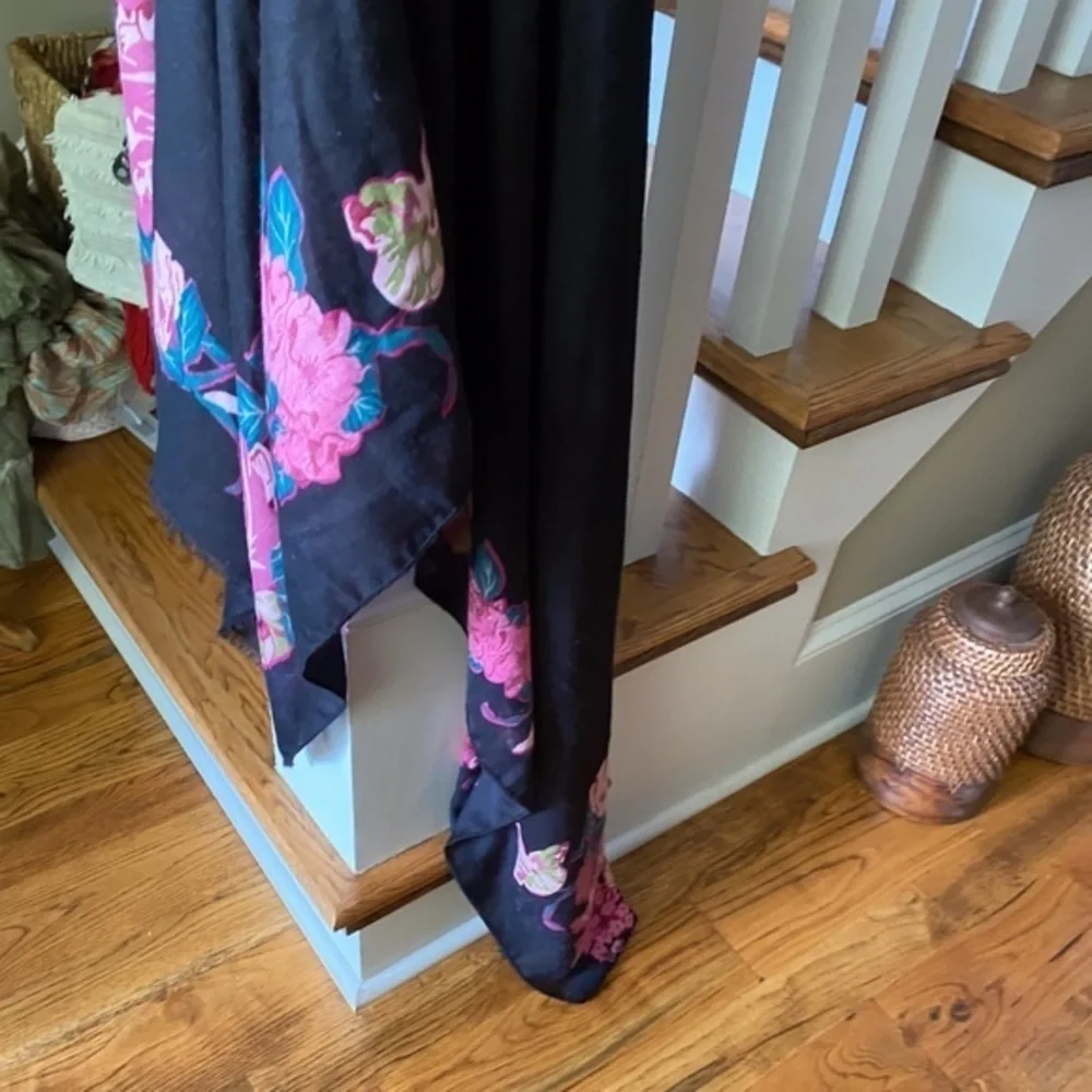 Anthropologie Black Floral Oversized Scarf - Picture 9 of 12